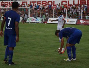 O Linhares vai jogar em casa contra o Vitória. Foto: Reprodução/Facebook