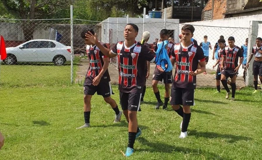 Futsal Sub 15 AFFA Diamante e Sub 17 Smel/AFFA seguem firmes na Taça Paraná  - O Popular do Paraná