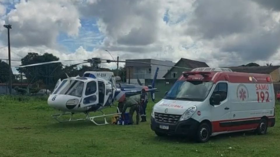 Idoso é Atropelado Por Caminhão De Lixo E Precisa Ser Socorrido De ...