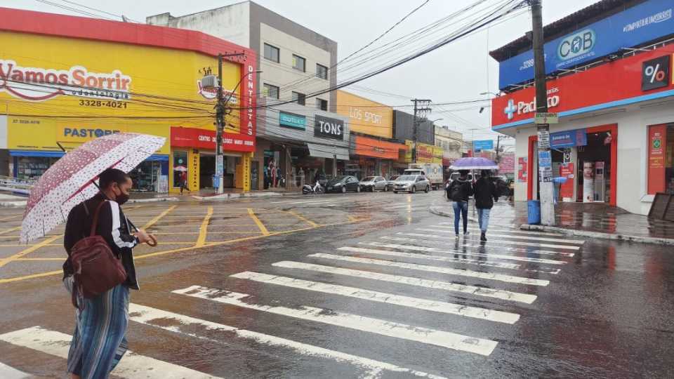 Chuva e frio? Saiba como fica a previsão do tempo da semana