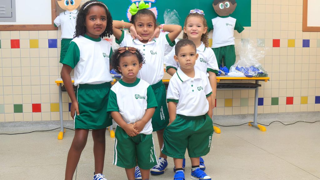 Serra Uniformes escolares Prefeitura Alunos